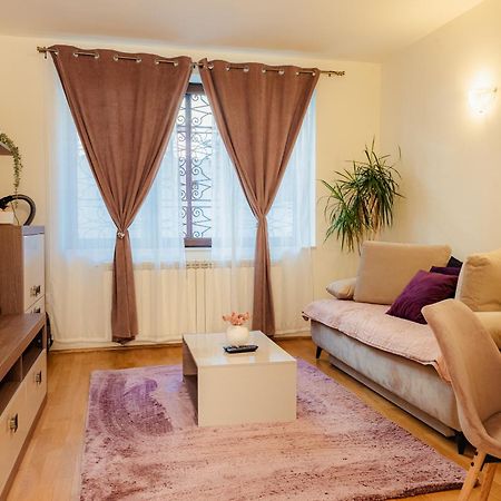 Downtown Apartment Boutique Green Garden Unirii Bucharest Exterior photo